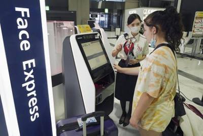 Аэропорты придумали способ путешествовать без прохождения регистраций и проверок
