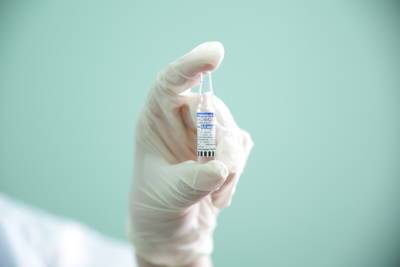 Начались клинические испытания новой вакцины от COVID-19