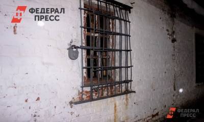 «Подземную тюрьму» в Ленобласти закапывают