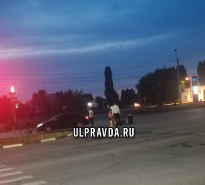 В Ульяновске дуэт велосипедистов оказался под колесами авто