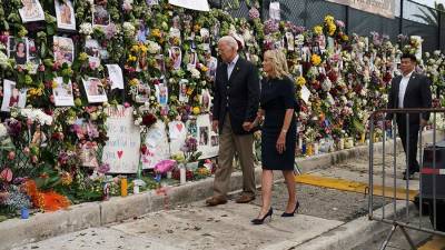 Байден заявил об отсутствии четкого понимания причин трагедии во Флориде