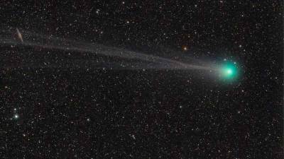 Комета выделила очень много спирта, пролетая рядом с Землей