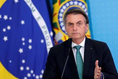 Президент Бразилии заявил, что не уступит власть в случае подтасовок результатов выборов