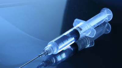 Эндокринолог Фадеев объяснил эффект прививок от коронавируса больным диабетом