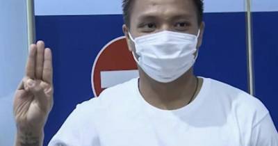 Вратарь сборной Мьянмы показал три пальца и стал беженцем в Японии