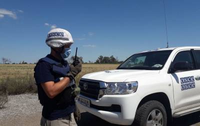 Обстрелы из минометов, пулеметов и взрывы: ОБСЕ сообщила о 162 нарушениях на Донбассе