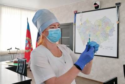Вакцина от коронавируса закончилась в части больниц Алтая
