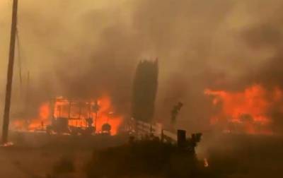 В Канаде пожар уничтожил город, где было зафиксировано почти +50