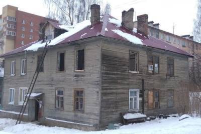 В Карелии осталось 2299 нерасселённых аварийных квартир