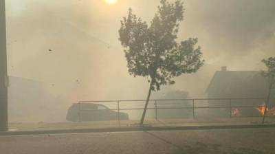 В Канаде масштабный лесной пожар почти полностью уничтожил небольшой город