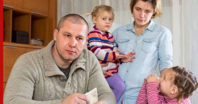 Путин подписал указ о единовременной выплате по 10 тыс. рублей семьям с детьми
