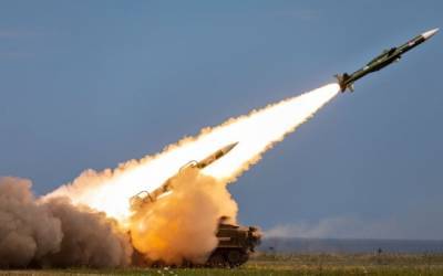 Армия США создает лазерное оружие, которое будет «‎разрезать» боевые ракеты противника