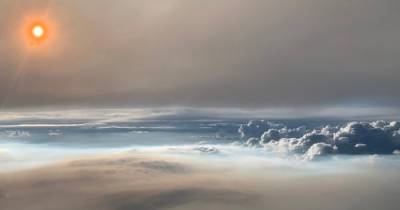 Разрушительные лесные пожары в Канаде порождают опасные “огнедышащие” облака (фото)