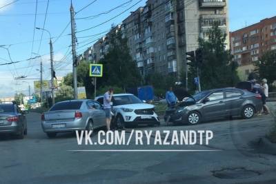На улице Интернациональной в Рязани произошла массовая авария