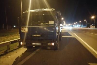 КамАЗ сбил пешехода на кубанской трассе