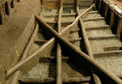 Археологи раскопали загадочный "магический бассейн", которому более 3 тысяч лет (фото)