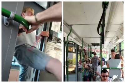 В троллейбусе пассажир напал на женщину-водителя, она вытолкала его ногами: видео разборок