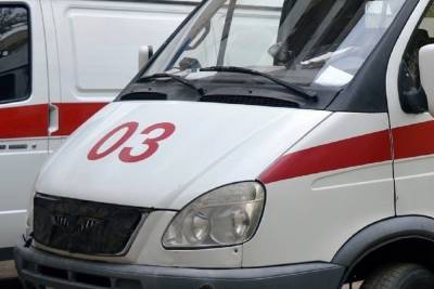 В Белгородской области переходившая дорогу вне зебры женщина попала под колеса авто
