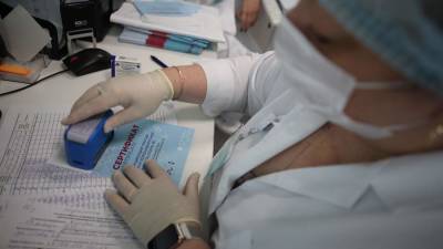 Власти Москвы сообщили о вакцинации почти 60% работников сферы ЖКХ