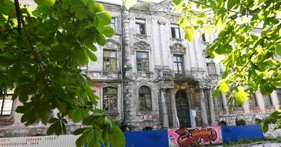 В Калининграде нашли подрядчика для ремонта крыши старинного здания на Тюленина