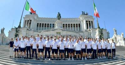 Шева нарасхват: сборная Украины прогулялась по Риму и посетила Колизей (видео)