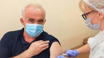 Губернатор Костромской области вакцинировался от COVID-19
