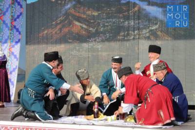 Фестиваль казачьей культуры стартовал в Дагестане