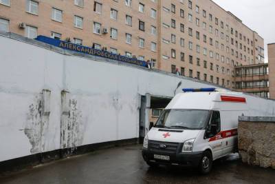Каждый пятый пациент петербургских ковидариев находится в тяжелом состоянии