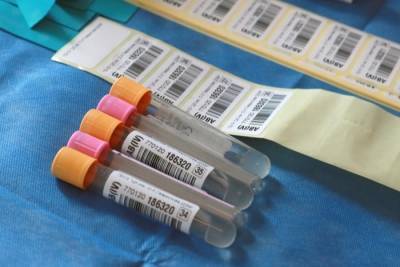 Детей до 14 лет освободили от обязанности сдавать тесты на коронавирус для заселения в отели на Кубани