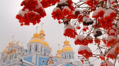 Почти 70% украинцев считают себя верующими людьми, но только 10% из них являются членами религиозных общин – исследование