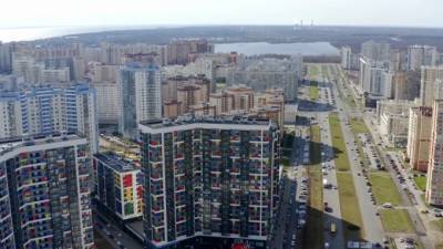Власти Петербурга проследят за единым темпом строительства жилья и социальных объектов