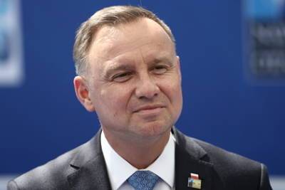 СМИ рассказали о предотвращенном крушении самолета президента Польши