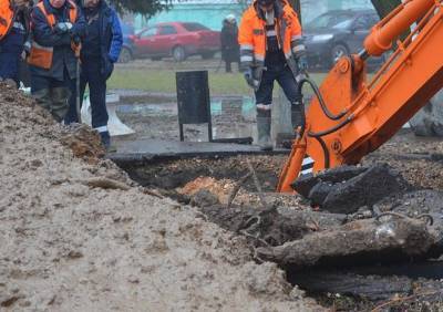 Из-за аварии на трех улицах в центре Рязани отключат холодную воду