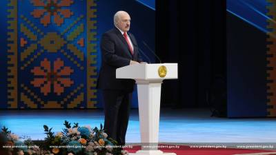 Лукашенко: Гражданка России модерировала чат «Отряды самообороны Беларуси»