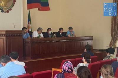 «Социальный контракт» обсудили с представителями учреждений Минтруда Дагестана