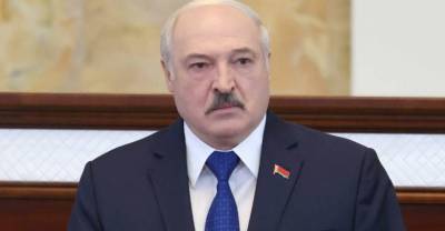 Лукашенко назвался мирным человеком, но пообещал насмерть стоять за суверенитет Белоруссии
