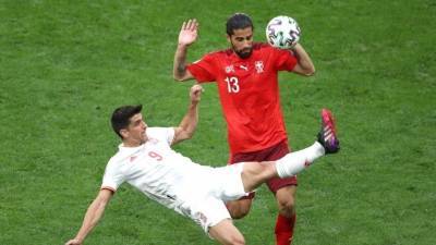 Денис Закария - Испания обыграла Швейцарию в четвертьфинале Евро-2020 по пенальти - 5-tv.ru - Санкт-Петербург - Швейцария - Швеция - Испания