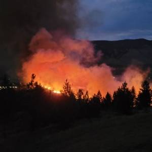 В Канаде лесные пожары приблизились к урановой шахте