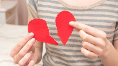 Как забыть и разлюбить своего бывшего? — отвечает интегративный психолог