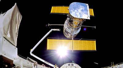 NASA: телескоп "Хаббл" возобновил работу после сбоя бортового компьютера