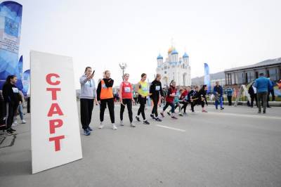 Депутат Южно-Сахалинска о легкоатлетической эстафете: поднимите руки, кто даст денег