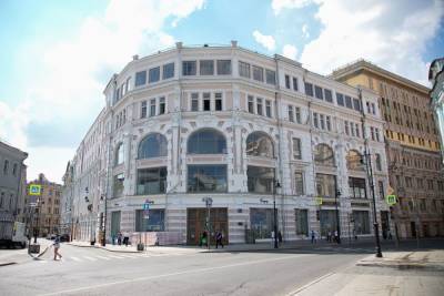Торг уместен: Москва выставила на продажу помещение в Доме фарфора на Мясницкой