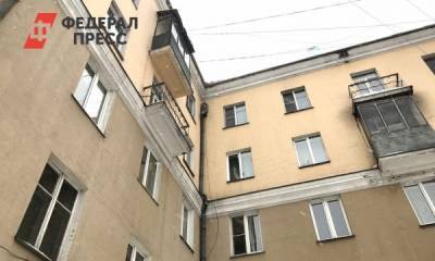 При ремонте крыши дома в Новокузнецке обрушился чердак