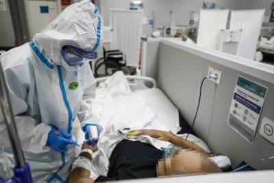 Коронавирусом в России заболели еще 23770 человек