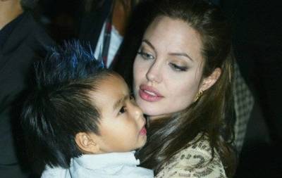 Ходят слухи, что Анджелина Джоли незаконно усыновила приемного ребенка