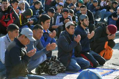 Мусульмане празднуют Курбан-байрам с соблюдением ограничений