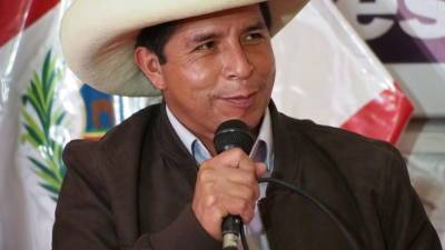 Обзор зарубежных СМИ: новый президент Перу и полет Безоса