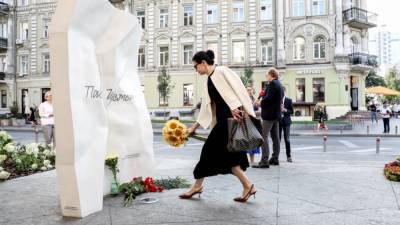 В Киеве вспоминают погибшего 5 лет назад журналиста Павла Шеремета