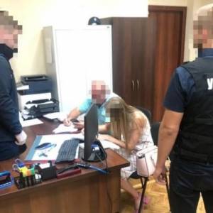 Киевских таможенников подозревают в хищении более 6,5 млн грн. Фото