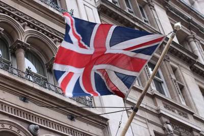Выполняет прихоти США: Британцев возмутило решение Лондона провести тайную спецоперацию против России и Китая